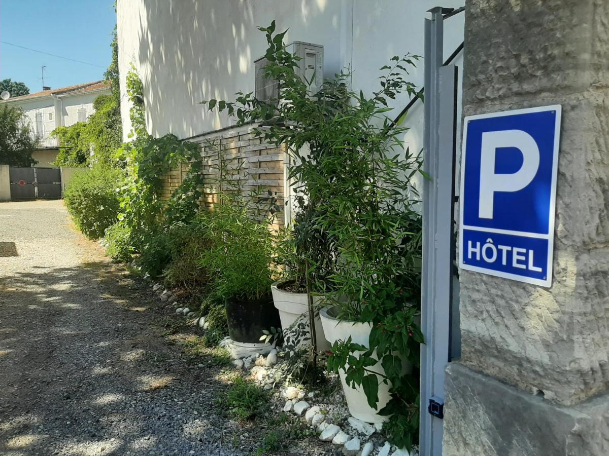 Hotel La Tour Des Fees Quissac  Zewnętrze zdjęcie