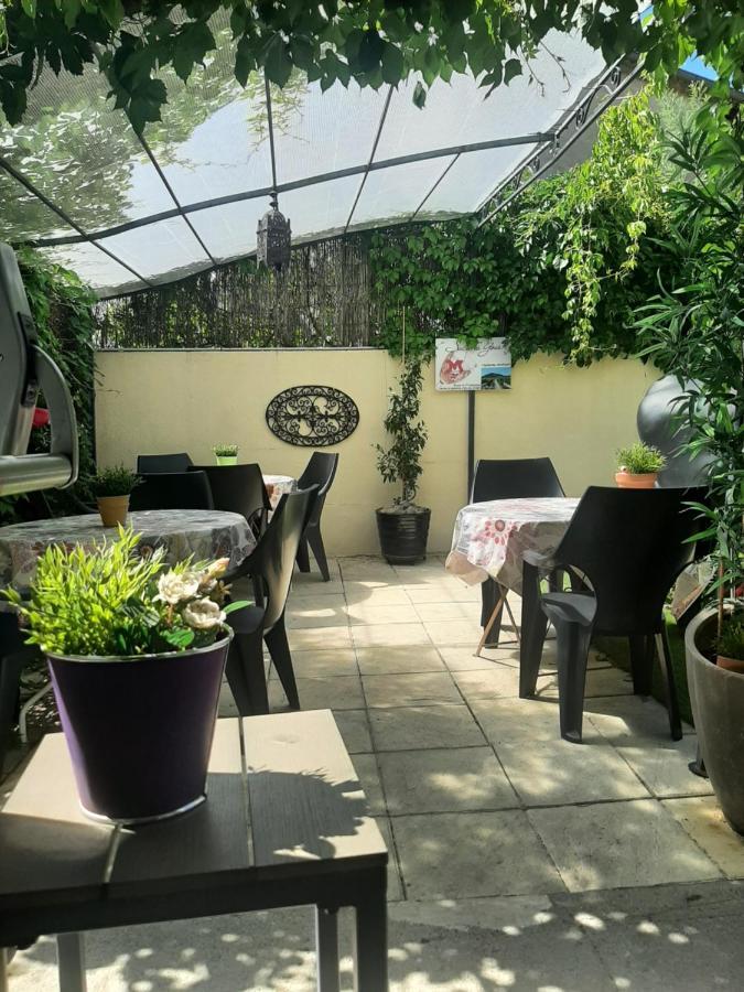 Hotel La Tour Des Fees Quissac  Zewnętrze zdjęcie